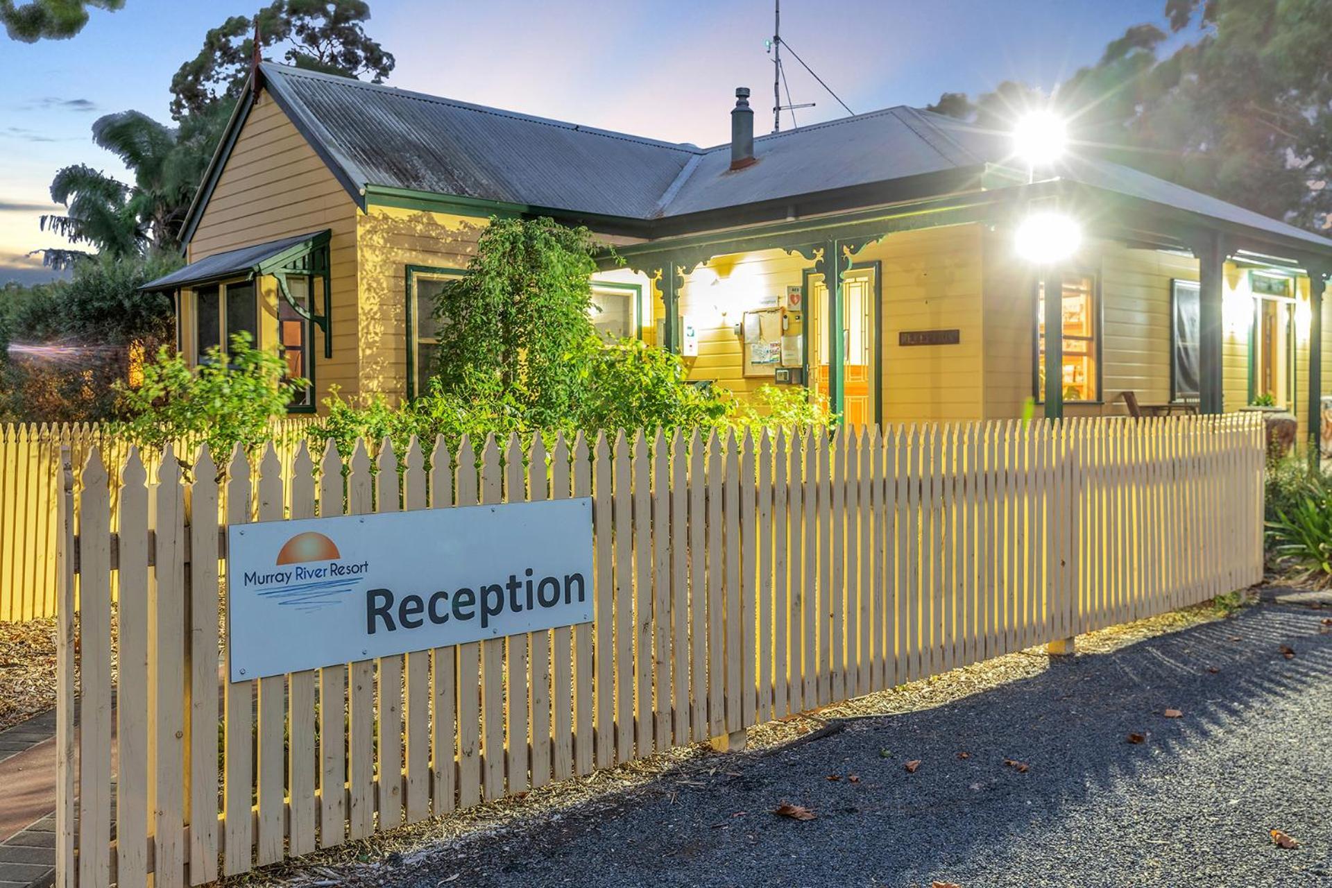 Murray River Resort モアマ エクステリア 写真
